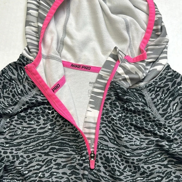 Nike Pro Girls 1/4 Zip Long Sleeve Hooded Pullover Black Size Large - Picture 5 of 12